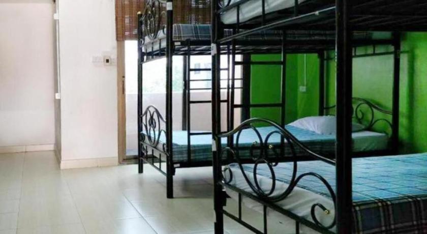The Twins Hostel 2*
