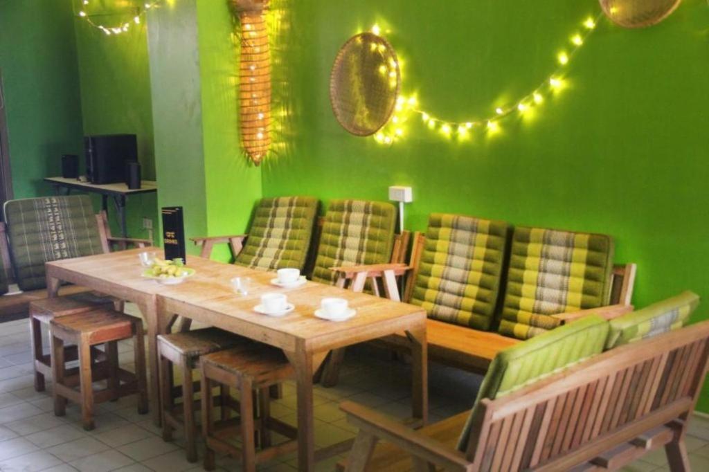 The Twins Hostel Bangkok